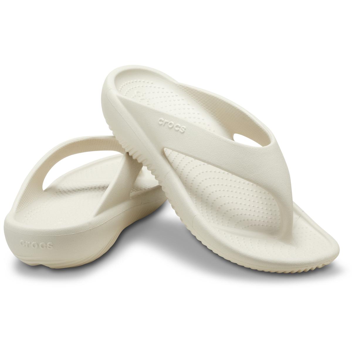 product/c/r/crocs_211100-160_1-q325.jpg