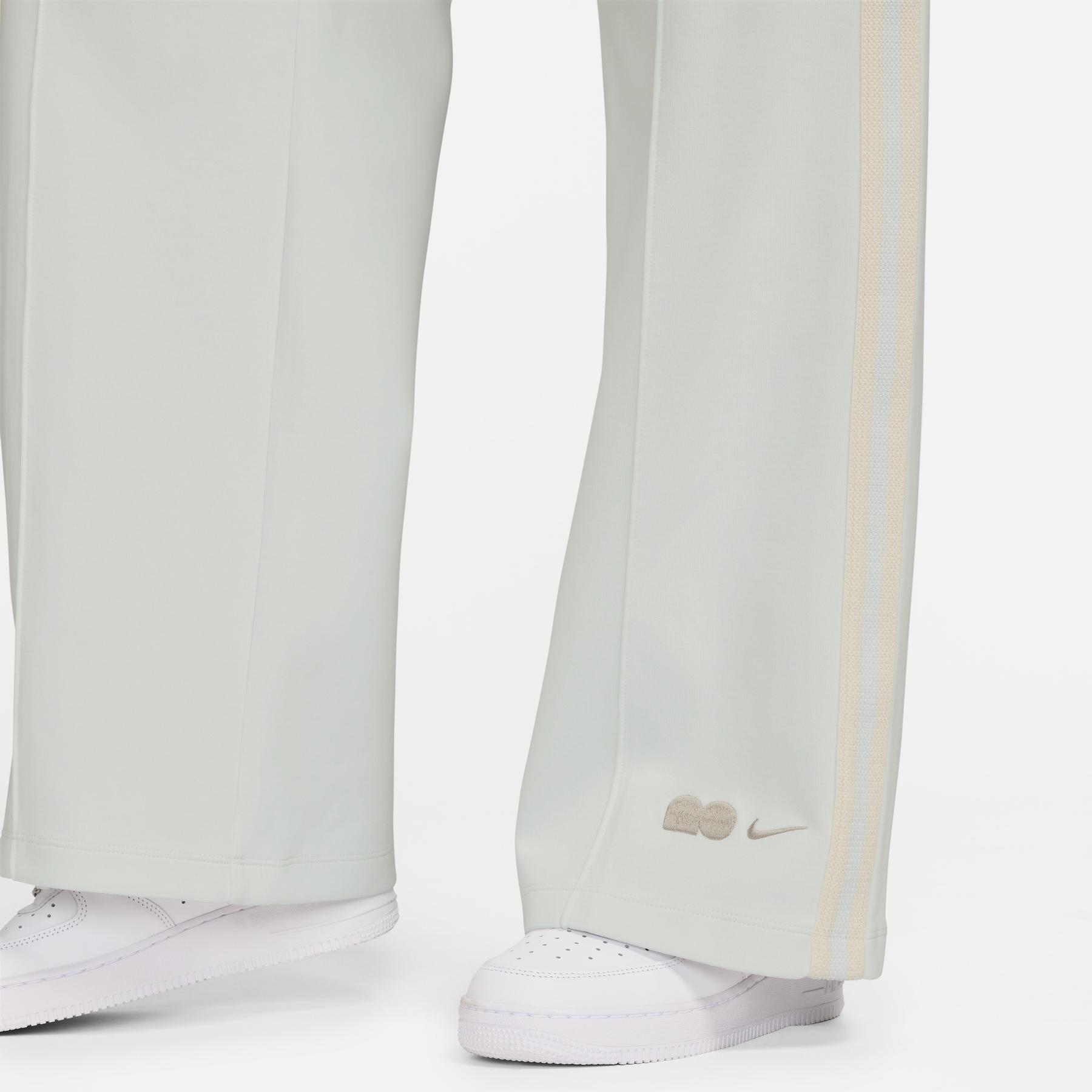 product/n/i/nike_fv7798-121_summit-white-pale-ivory-lt-orewood-brn_5.jpg
