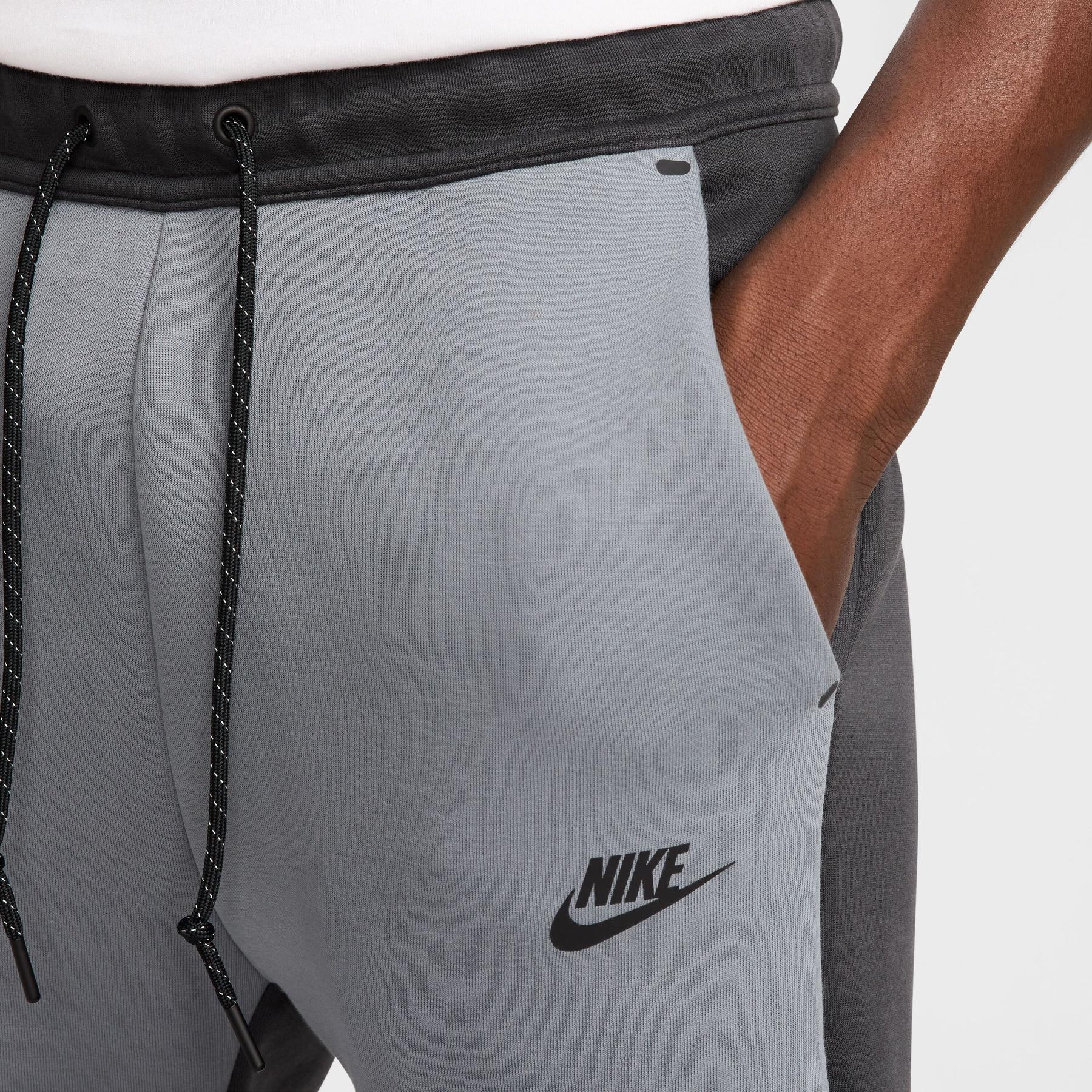 product/n/i/nike_hv0959-061-phsym002-nw121324.jpg