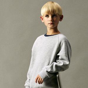 Sweatshirts & Sweaters