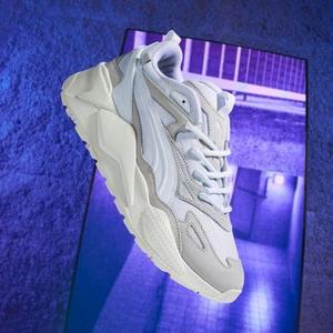 Sneakers Clearance